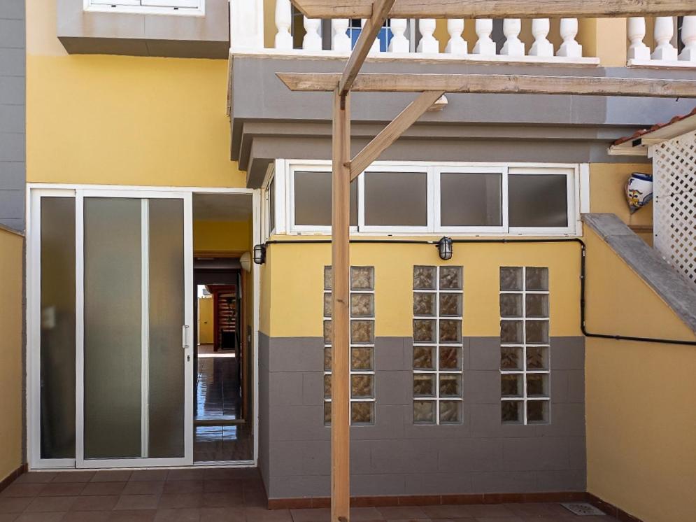 Casa La Sonrisa Shared House Hotel El Medano  Exterior photo